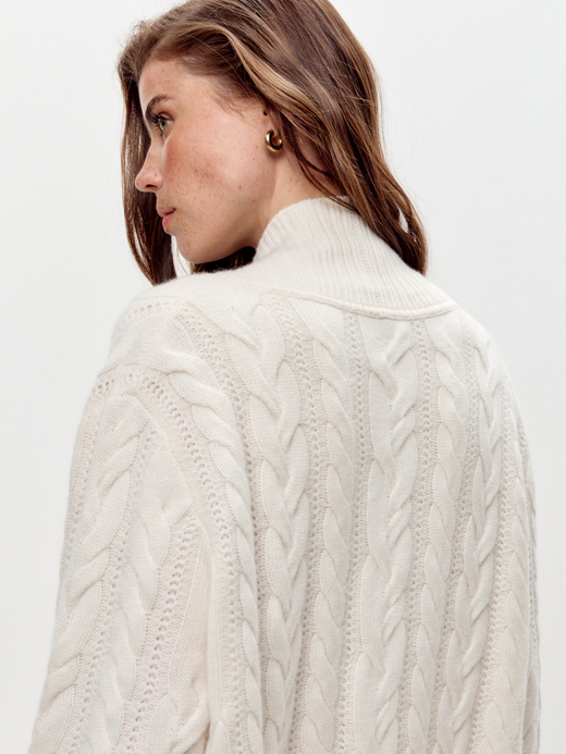 Кардиган с косами