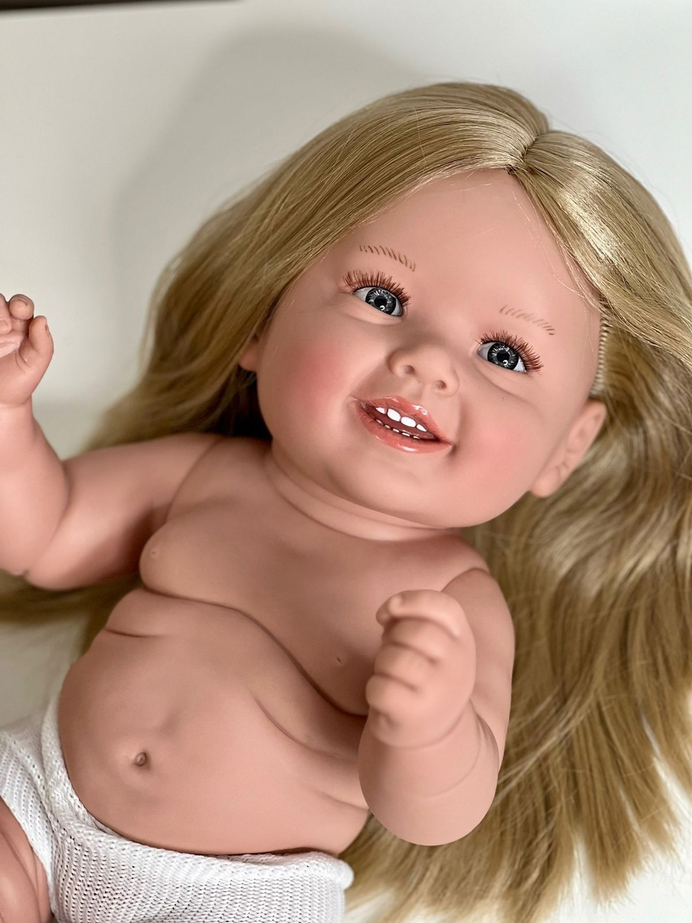 Кукла Manolo Dolls виниловая Diana без одежды 47см (7304)