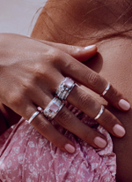 Кольцо «Мозаик» раф прямоугольный с розовым кварцем и ромбом белый циркон с чернением