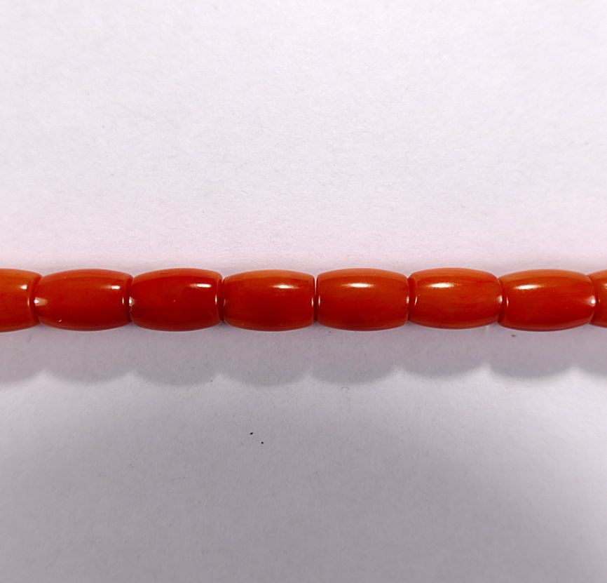 Бусина из коралла оранжевого, облагороженного, фигурная, 6x9 мм (овал-бочонок, гладкая)
