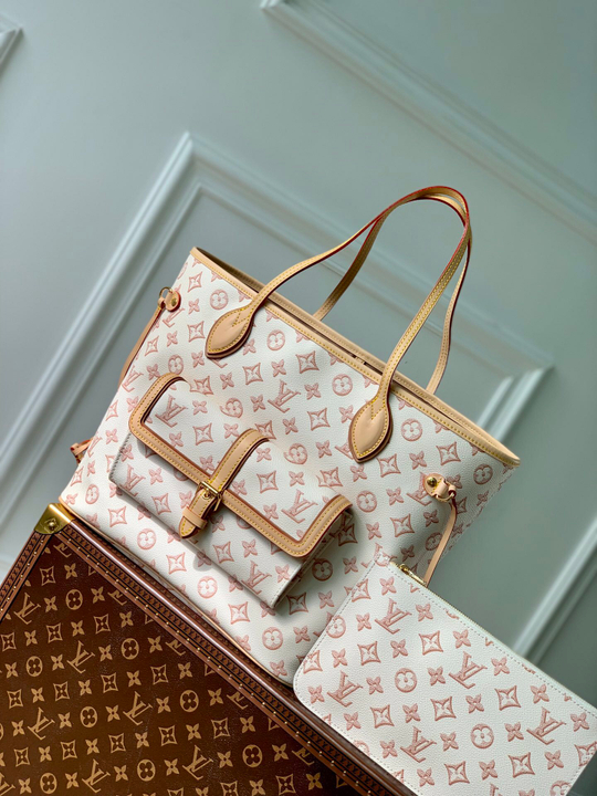 Louis Vuitton Neverfull MM