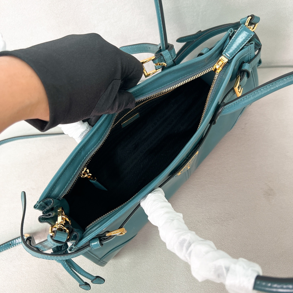 Prada Bonnie Medium Bag 32 cm