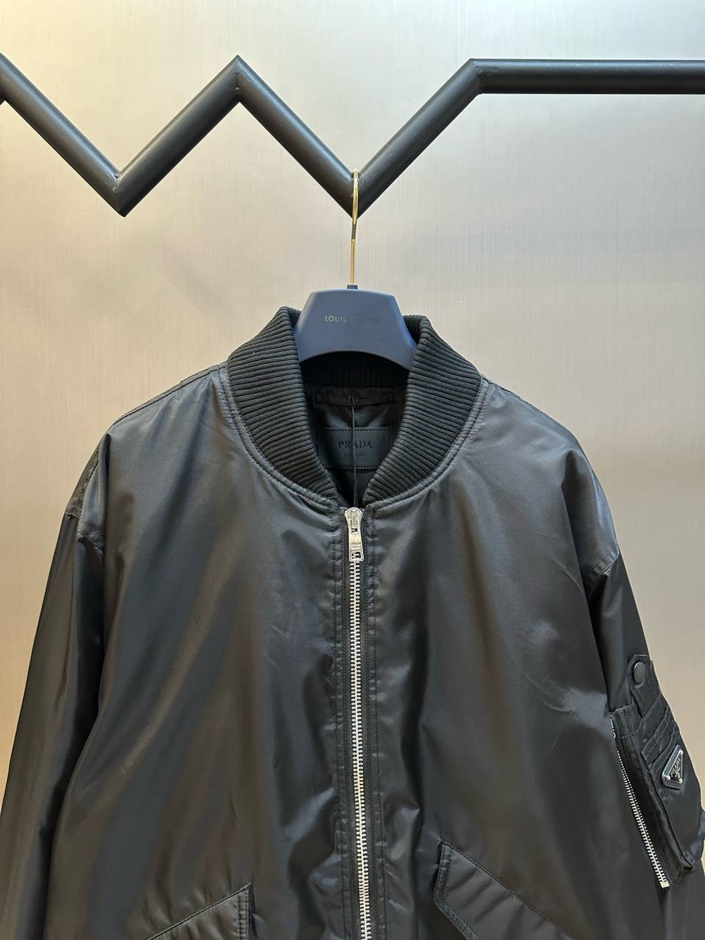 Бомбер Prada