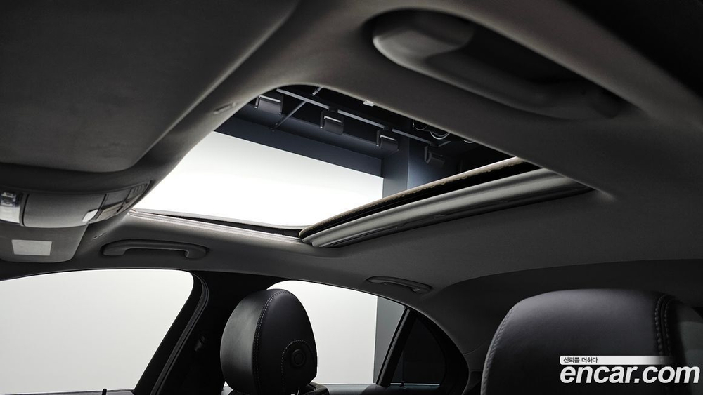 Mercedes-Benz E-Class W213 E300 4MATIC Exclusive (09.2020)