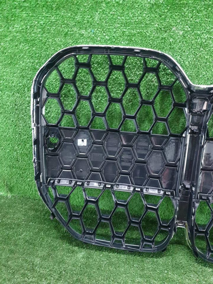 Решетка радиатора BMW 4er G22 (2020-н.в.)