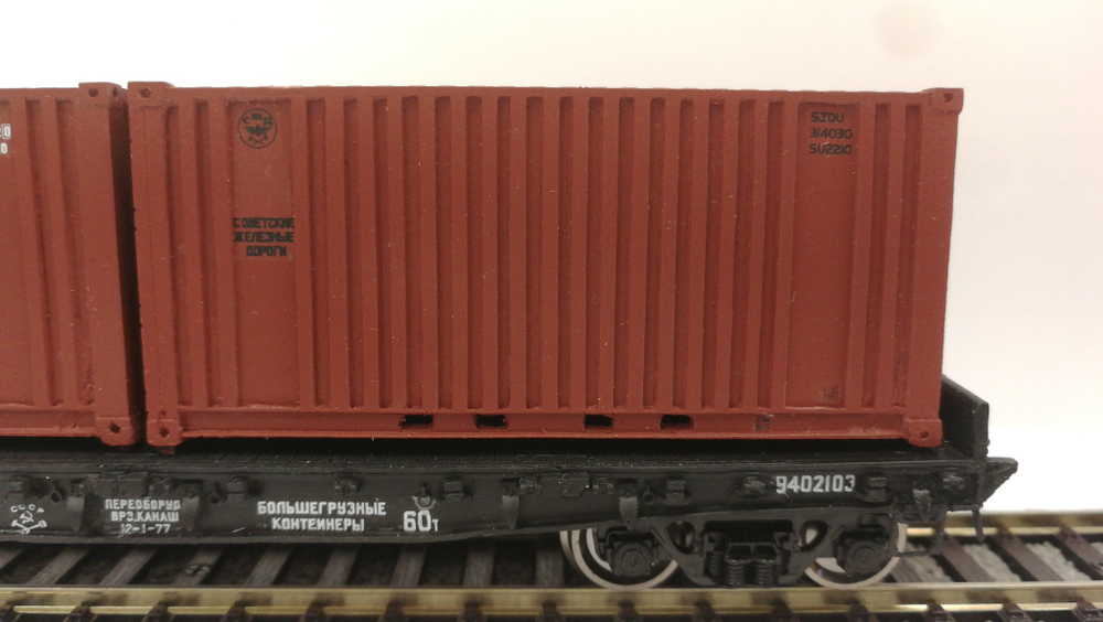 Платформа для перевозки контейнеров, 60т., 9402103, + 2 20' фут.контейнера, СССР, Ep.IV, черна
