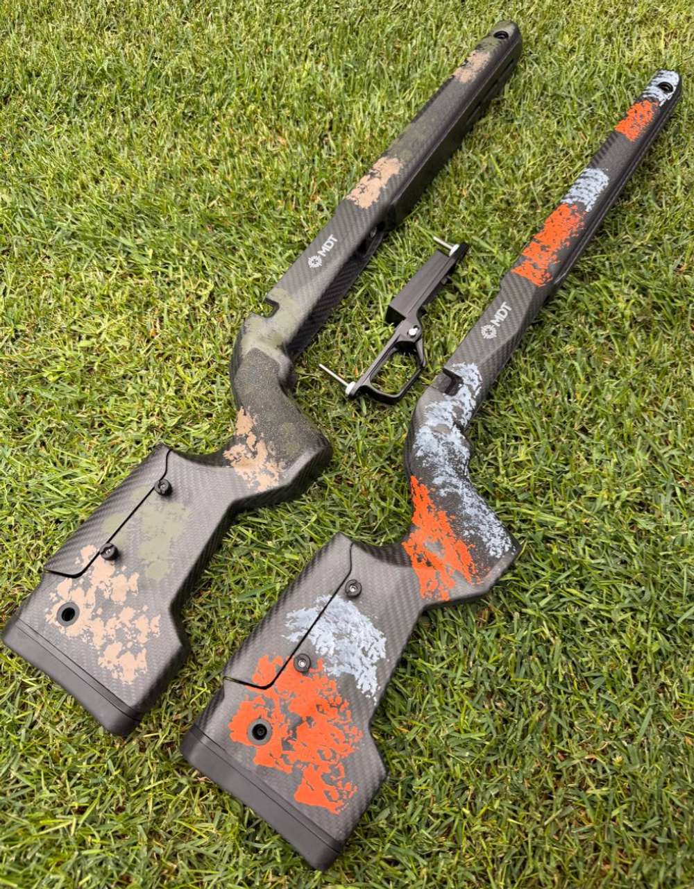 Шасси MDT CRBN Precision Kit Tikka T3/T3x SA RH Fixed ARCA