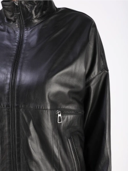 Кожаная куртка демисезонная натуральная оверсайз