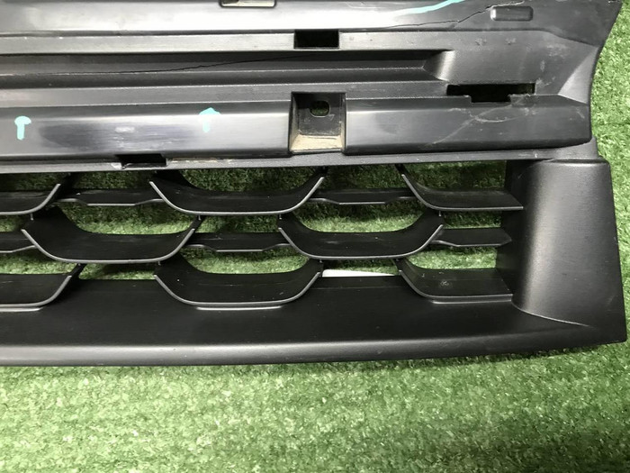 Решетка радиатора Renault Duster 1 (2015-2021)