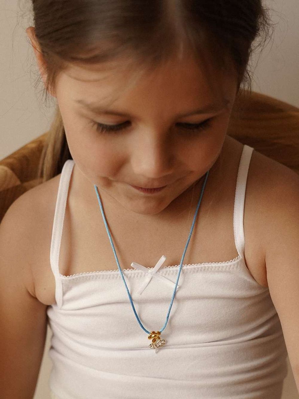 Подвеска Цветочек на шнурке