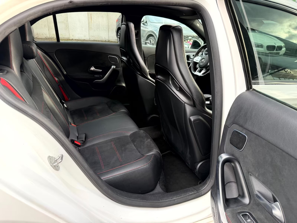Mercedes-Benz A 45 AMG
