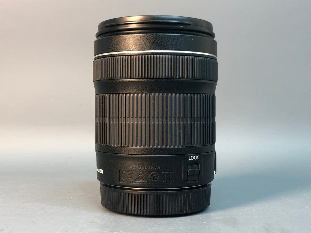 Canon EF-S 18-135mm 3.5-5.6 IS STM