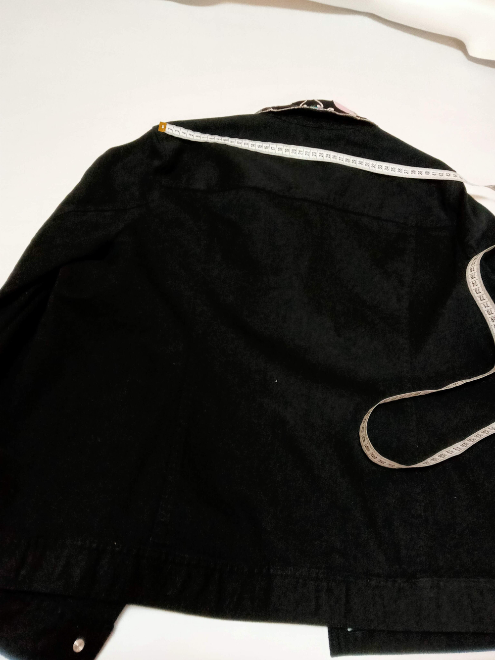 Куртка джинсовая с вышивкой Размер 52-54