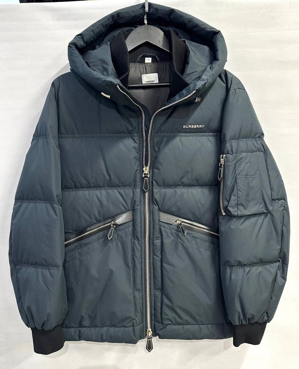 Пуховик Burberry