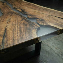 Карагач с эпоксидной смолой