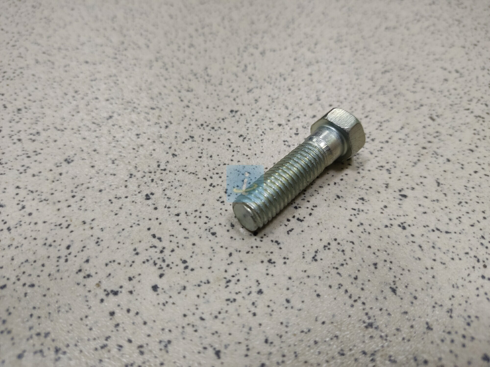 Болт М10Х1,5Х35 201501-П29