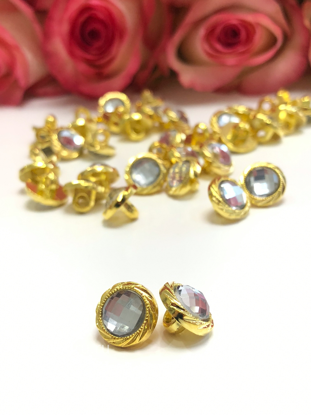 Пуговицы Золото Стразы 11 мм