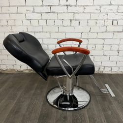 photo_5325788047683468672_y