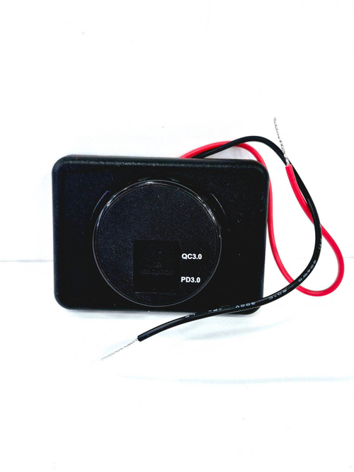 0404 / Встраиваемая розетка USB+Type-C BGT с двумя гнездами и возможностью крепления (1 шт.)