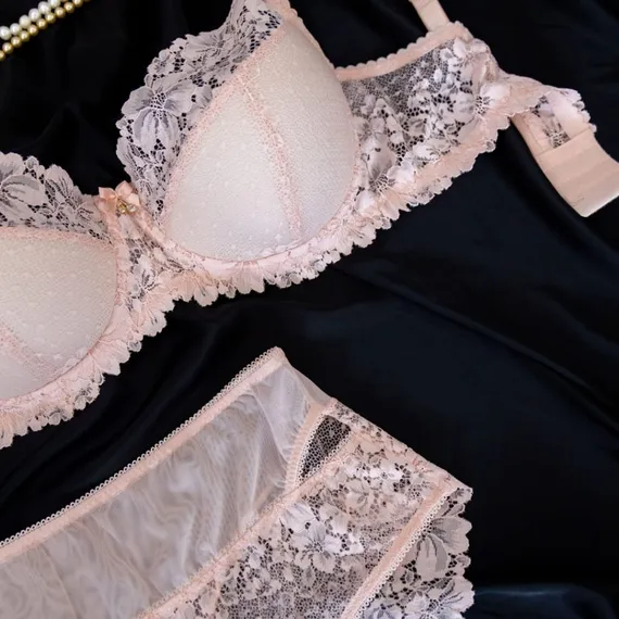 Кружево эластичное персик 22 см, Китай