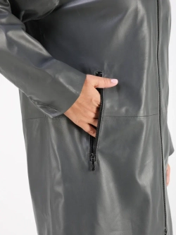 Кожаная куртка демисезонная с капюшоном длинная