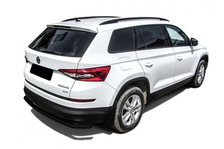 Защита заднего бампера (нержавейка) Skoda Kodiaq (2016-2021) d57 с гибами (черный)