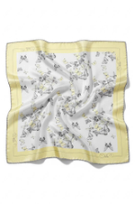 8447 Платок женский (молочный принт)