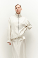 Бомбер струящийся