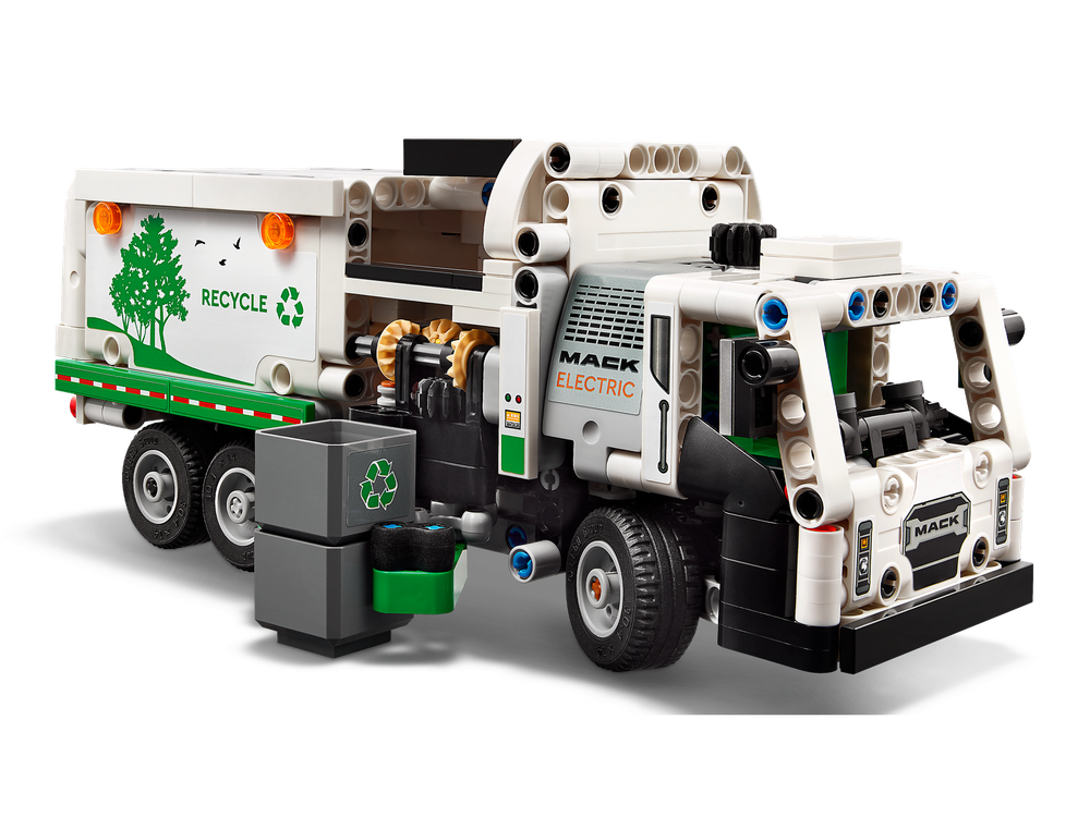 Конструктор LEGO 42167 Электрический мусоровоз Mack LR