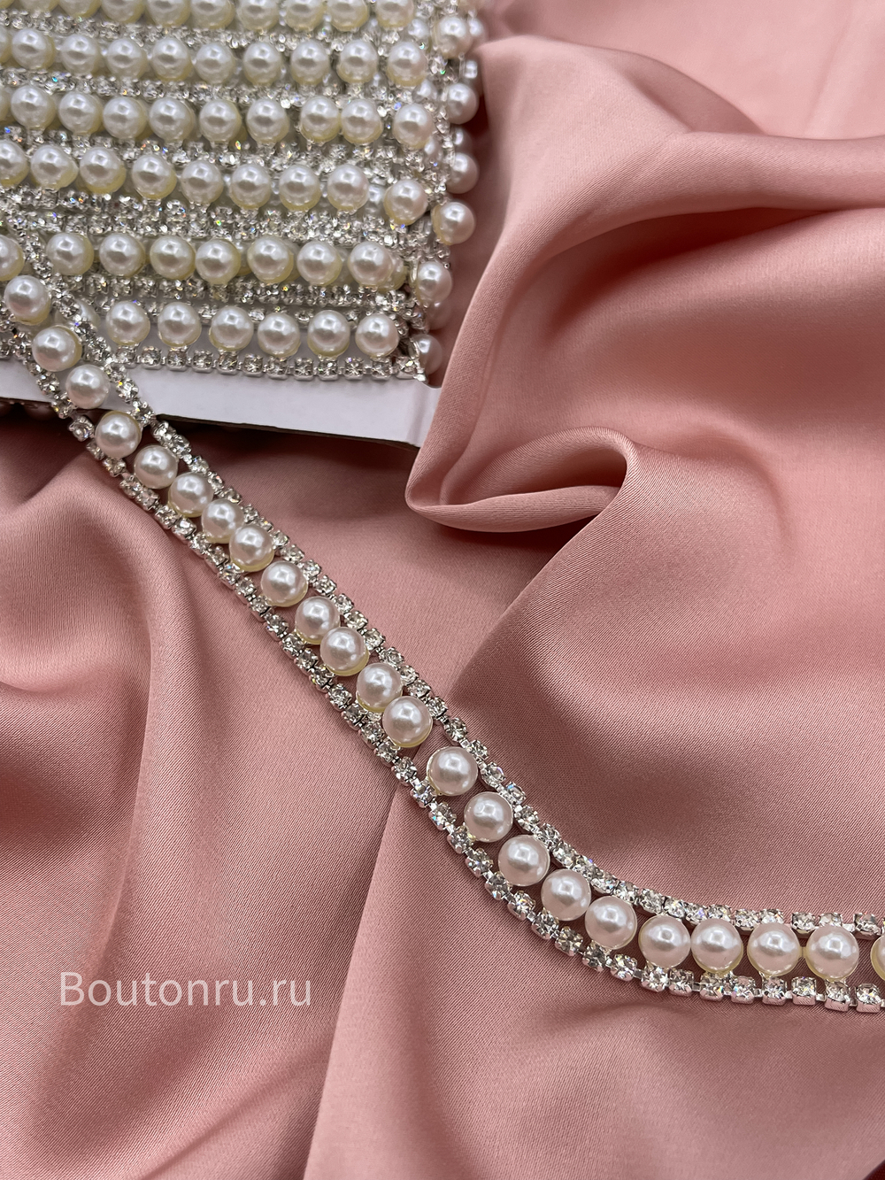 Тесьма (цепочка) жемчуг стразы