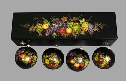 Zhostovo Christmas balls in wooden box - set of 4 balls SET04D-667785810