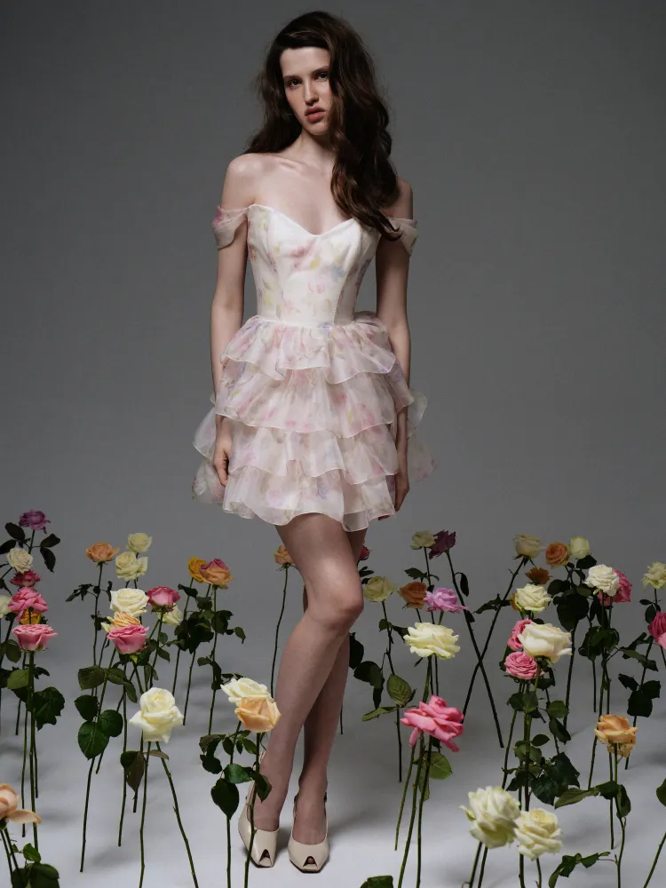 Лисен мини (Lisen mini), платье мини корсетное из молочной органзы с цветочным принтом