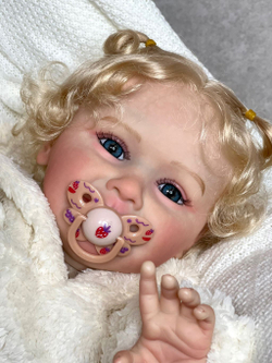 Кукла Реборн мягконабивная 60см в пакете (FA-585)
