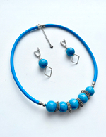 Комплект украшений из муранского стекла: колье, серьги