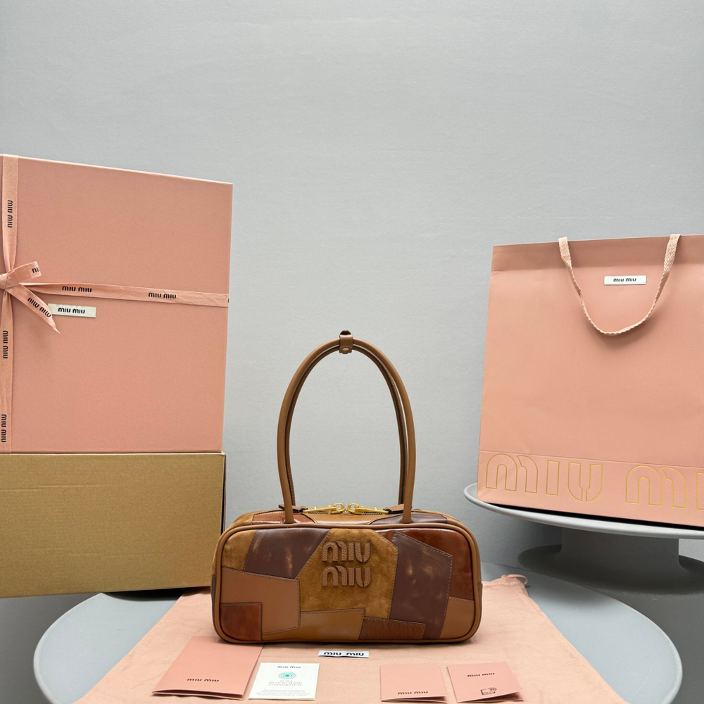 Miu Miu Beau Small Bag 28 cm