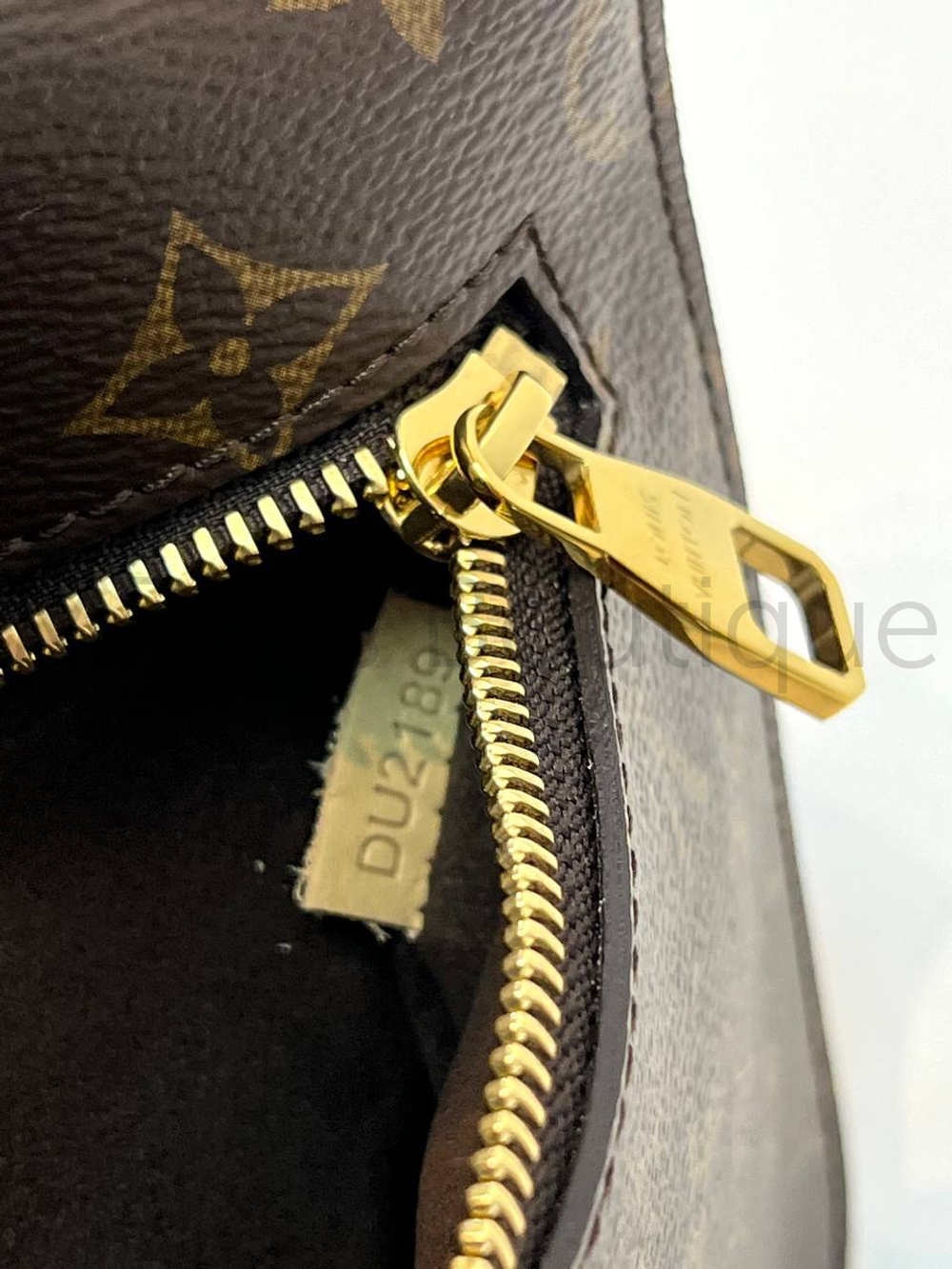 Сумка Pochette Metis Louis Vuitton Monogram