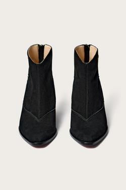 КАЗАКИ ИЗ ЧЕРНОЙ ЗАМШИ НА КАБЛУКЕ