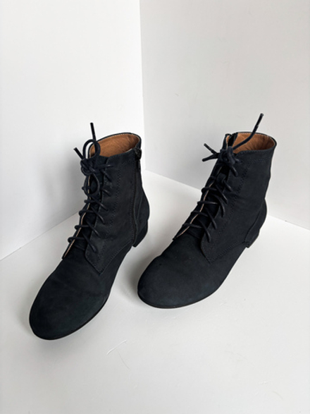 Замшевые ботинки Age of Innocence, 32