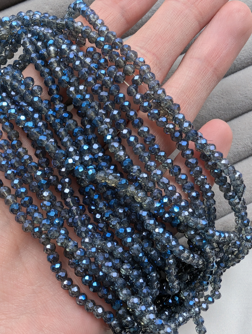 Бусины стеклянные рондель 3мм