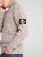 Свитер с патчем Город Горький серый бежевый