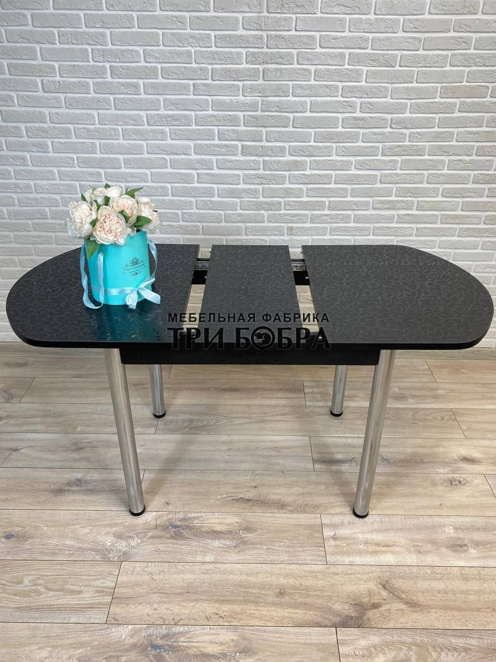 Стол кухонный раздвижной "Чёрная Лоза"