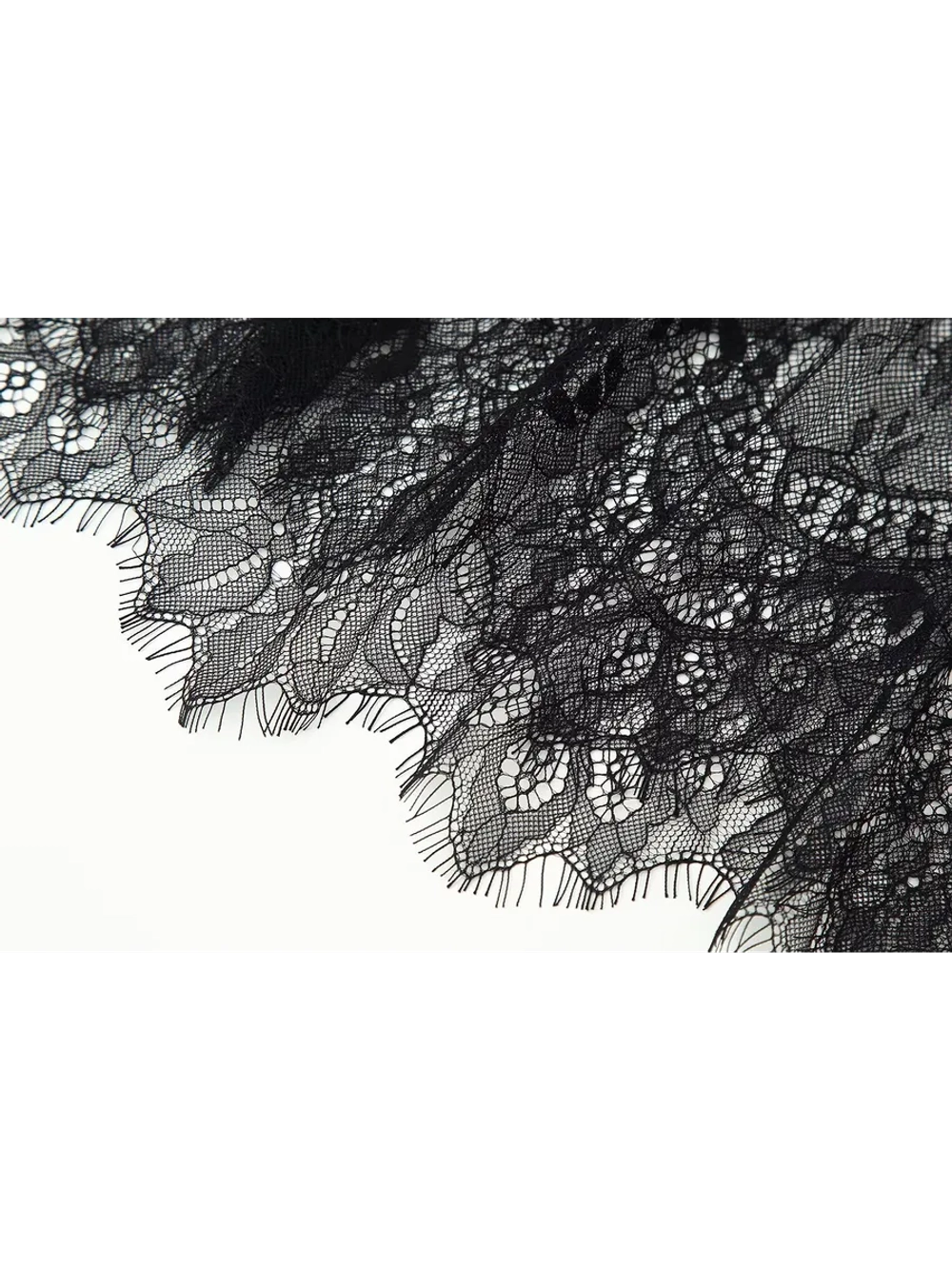 Костюм топ с кружевной юбкой