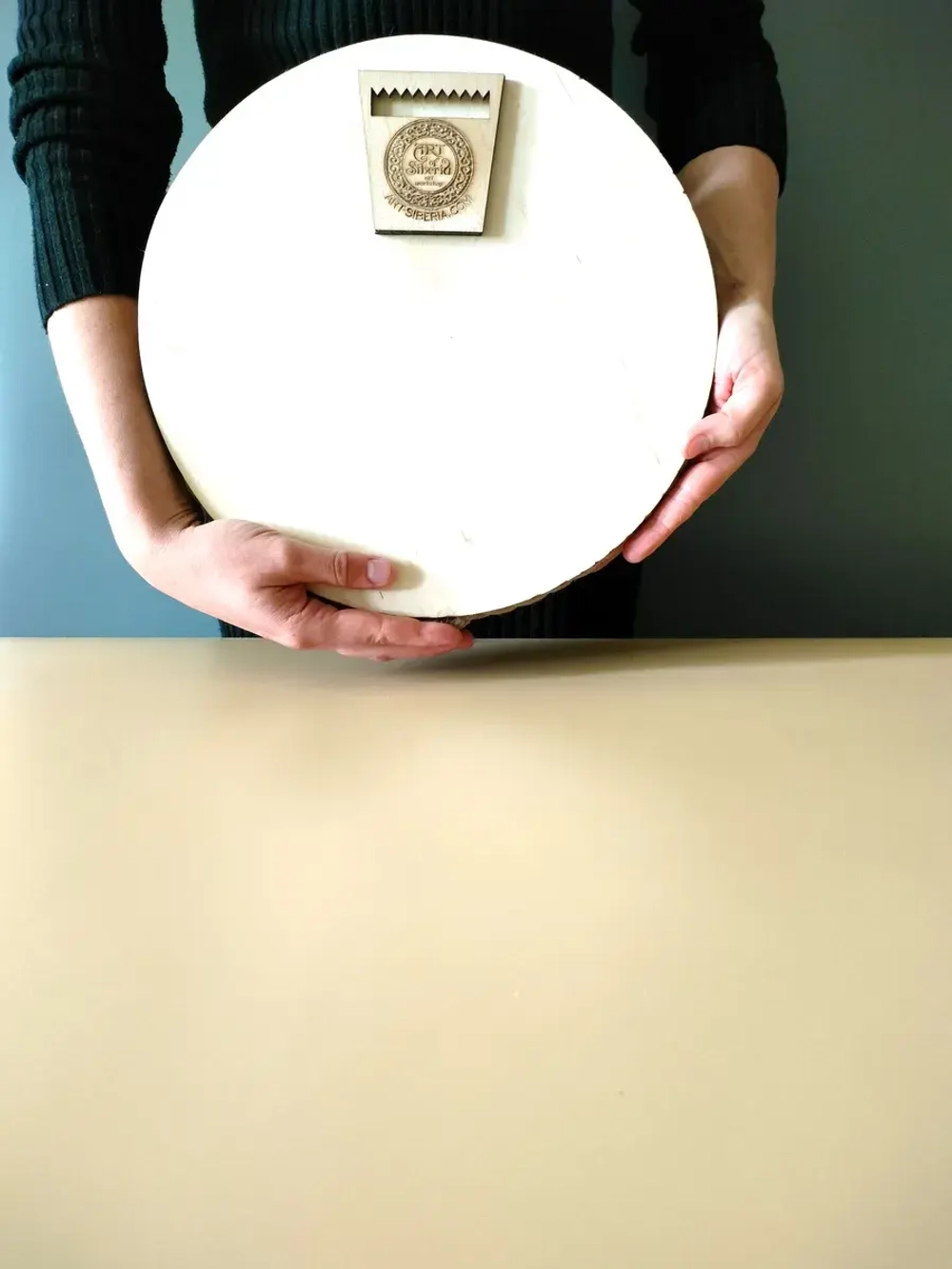 Зеркало настенное круглое с джутом интерьерное