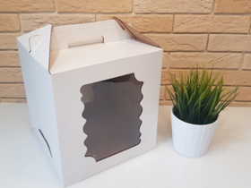 Коробка для торта с ручкой 24*24*26. 2 фигурных окна