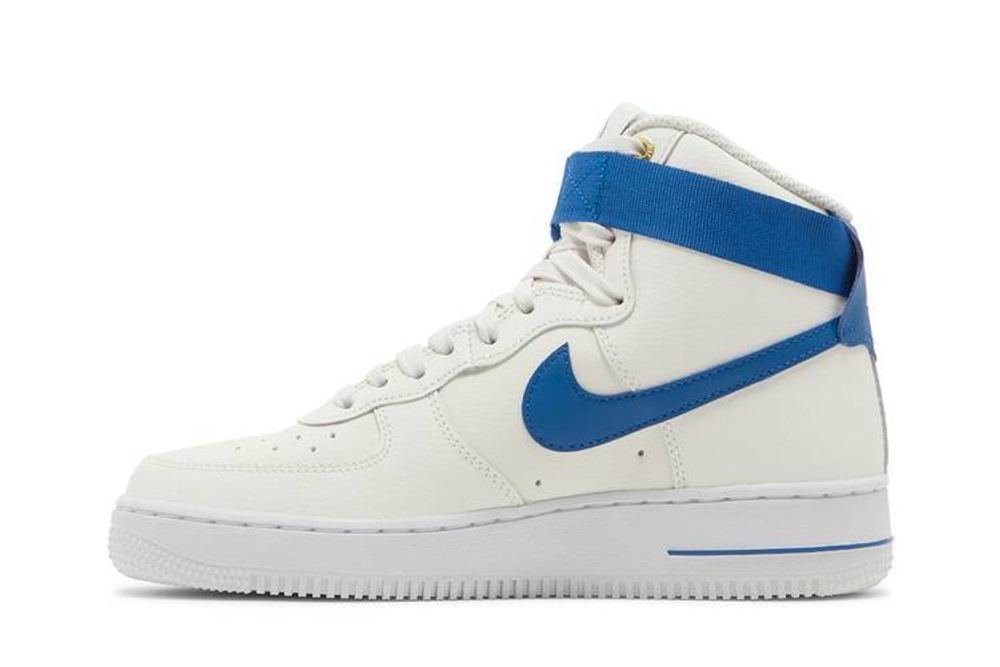 Кроссовки Nike Air Force 1 Se 40 40 (Женская размерная сетка)