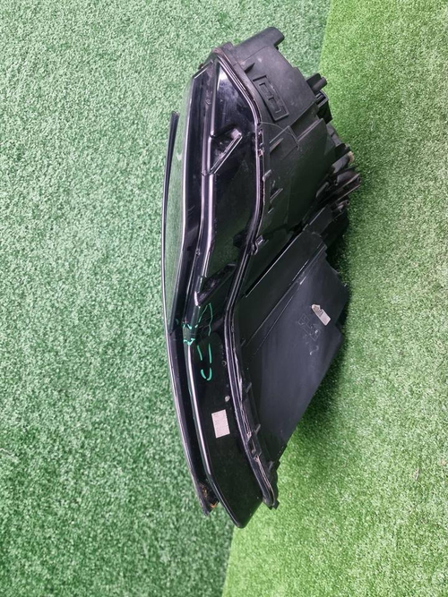 Фара левая Skoda Karoq (2017-2021) LED