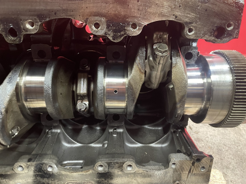 Шорт-блок двигателя MX13 2019г.