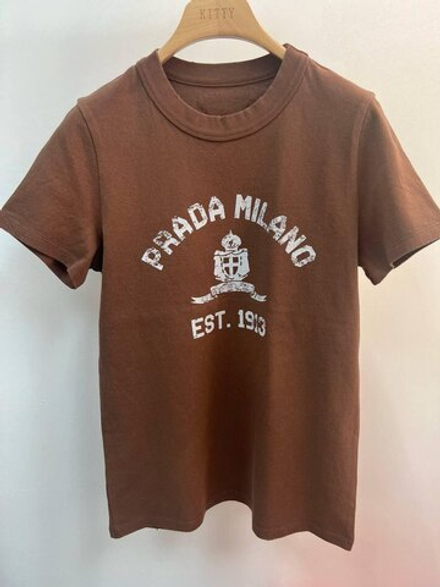 Футболка Prada