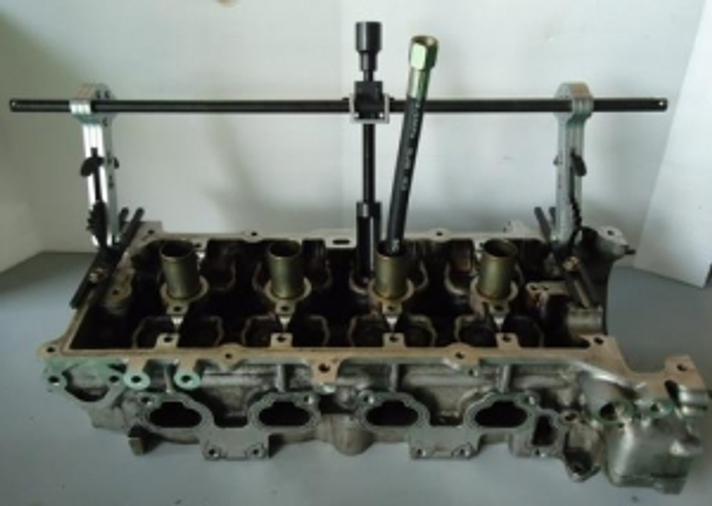 Рассухариватель клапанов универсальный с поворотными стойками KA-2057 , набор 9 предметов