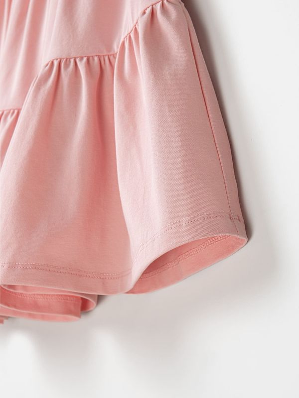 Платье с воланами 